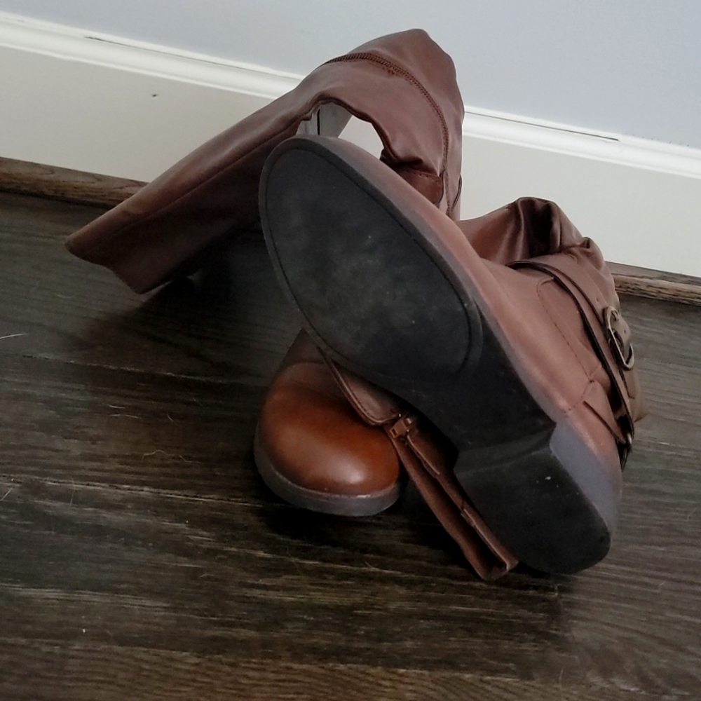Boots - Picture 2 of 2